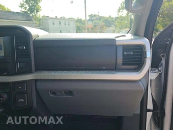2025 Ford Super Duty F-450 XLT Regular Cab Long Bed DRW - miniatura 14