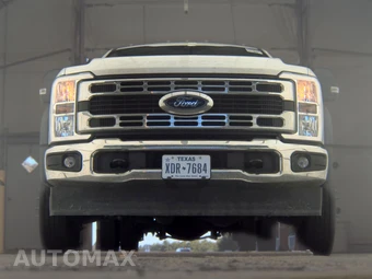2025 Ford Super Duty F-550 Cab Chassis XLT Crew Cab DRW - miniatura 3
