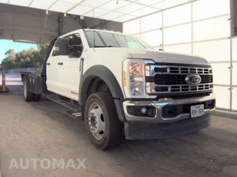 2025 Ford Super Duty F-550 Cab Chassis XLT Crew Cab DRW - miniatura 4