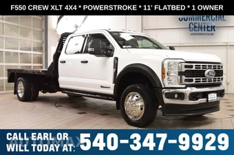 2025 Ford Super Duty F-550 Cab Chassis XLT Crew Cab DRW - miniatura 1