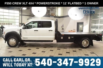 2025 Ford Super Duty F-550 Cab Chassis XLT Crew Cab DRW - miniatura 3