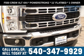 2025 Ford Super Duty F-550 Cab Chassis XLT Crew Cab DRW - miniatura 7