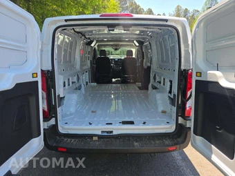 2025 Ford Transit 150 Cargo Van Low Roof 148.0" WB - miniatura 13