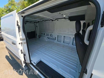 2025 Ford Transit 150 Cargo Van Low Roof 148.0" WB - miniatura 15