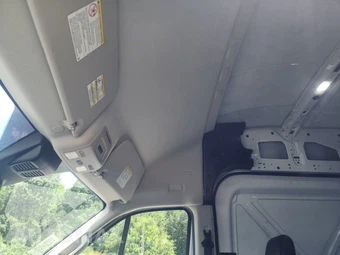 2025 Ford Transit 250 Cargo Van High Roof 148.0" WB - miniatura 18