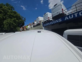 2025 Ford Transit 250 Cargo Van High Roof 148.0" WB - miniatura 12