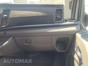 2025 Ford Transit 250 Cargo Van High Roof 148.0" WB - miniatura 19