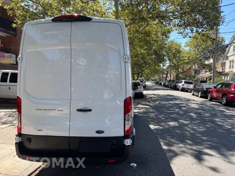 2025 Ford Transit 250 Cargo Van High Roof 148.0" WB - miniatura 9