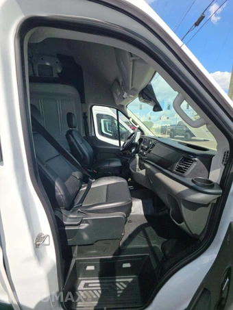 2025 Ford Transit 250 Cargo Van High Roof 148.0" WB - miniatura 18