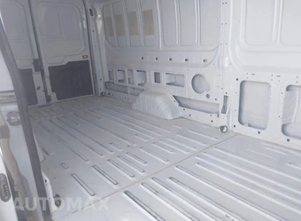 2025 Ford Transit 250 Cargo Van High Roof 148.0" WB - miniatura 7