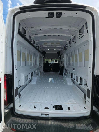 2025 Ford Transit 250 Cargo Van High Roof 148.0" WB - miniatura 14