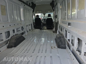 2025 Ford Transit 250 Cargo Van High Roof 148.0" WB - miniatura 16