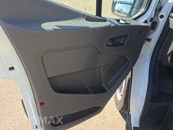 2025 Ford Transit 250 Cargo Van High Roof - miniatura 9