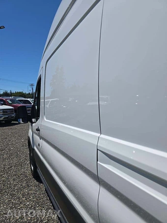 2025 Ford Transit 250 Cargo Van High Roof - miniatura 19