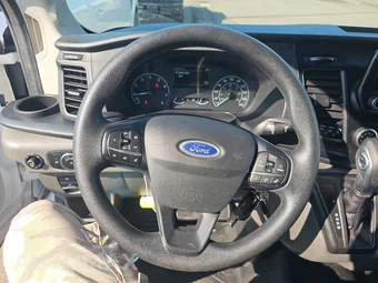 2025 Ford Transit 250 Cargo Van High Roof - miniatura 10