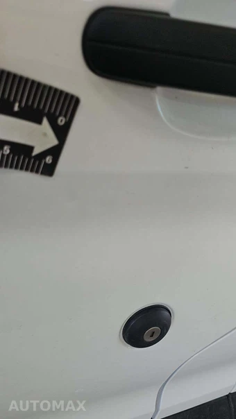 2025 Ford Transit 250 Cargo Van High Roof - miniatura 29