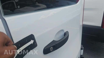 2025 Ford Transit 250 Cargo Van Low Roof 130.0" WB - miniatura 17