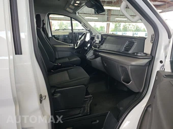 2025 Ford Transit 250 Cargo Van Low Roof 130.0" WB - miniatura 8