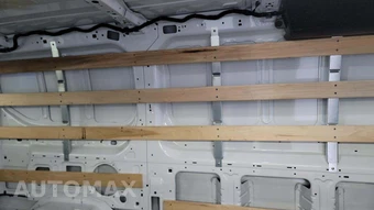 2025 Ford Transit 250 Cargo Van Low Roof 130.0" WB - miniatura 25