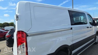 2025 Ford Transit 250 Cargo Van Low Roof 130.0" WB - miniatura 22