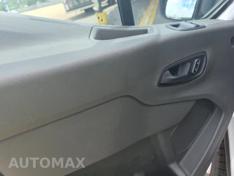 2025 Ford Transit 250 Cargo Van Low Roof 130.0" WB - miniatura 9