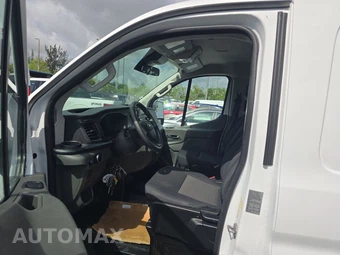 2025 Ford Transit 250 Cargo Van Low Roof 130.0" WB - miniatura 7