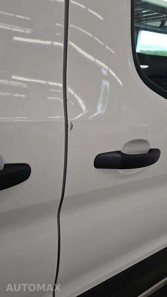 2025 Ford Transit 250 Cargo Van Low Roof 130.0" WB - miniatura 24