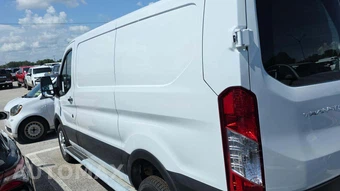 2025 Ford Transit 250 Cargo Van Low Roof 130.0" WB - miniatura 18