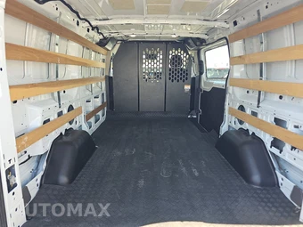 2025 Ford Transit 250 Cargo Van Low Roof 130.0" WB - miniatura 16