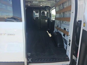 2025 Ford Transit 250 Cargo Van Low Roof 130.0" WB - miniatura 15