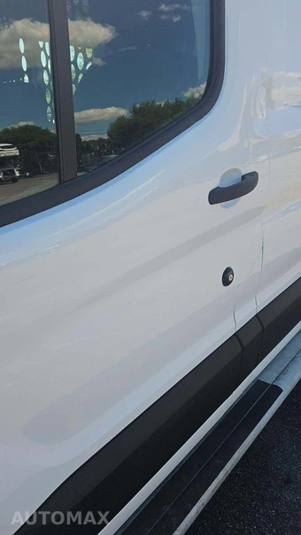 2025 Ford Transit 250 Cargo Van Low Roof 130.0" WB - miniatura 27