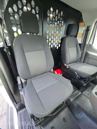 2025 Ford Transit 250 Cargo Van Low Roof 130.0" WB - miniatura 14