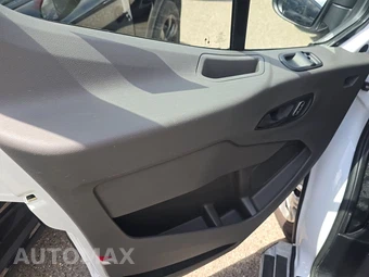 2025 Ford Transit 250 Cargo Van Low Roof 130.0" WB - miniatura 9