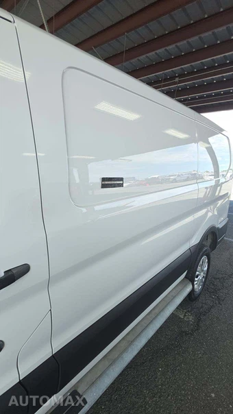 2025 Ford Transit 250 Cargo Van Low Roof 130.0" WB - miniatura 30