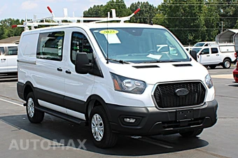 2025 Ford Transit 250 Cargo Van Low Roof 130.0" WB - miniatura 3