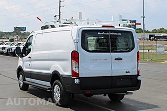 2025 Ford Transit 250 Cargo Van Low Roof 130.0" WB - miniatura 4