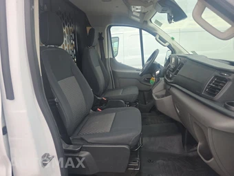 2025 Ford Transit 250 Cargo Van Low Roof 130.0" WB - miniatura 8