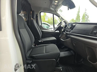 2025 Ford Transit 250 Cargo Van Low Roof 130.0" WB - miniatura 8