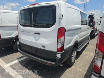2025 Ford Transit 250 Cargo Van Low Roof 130.0" WB - miniatura 4