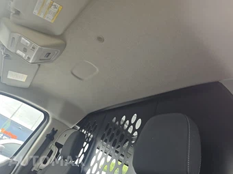 2025 Ford Transit 250 Cargo Van Low Roof 130.0" WB - miniatura 16