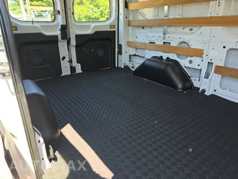 2025 Ford Transit 250 Cargo Van Low Roof 130.0" WB - miniatura 13