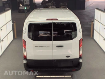 2025 Ford Transit 250 Cargo Van Low Roof 130.0" WB - miniatura 5