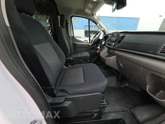 2025 Ford Transit 250 Cargo Van Low Roof 130.0" WB - miniatura 8