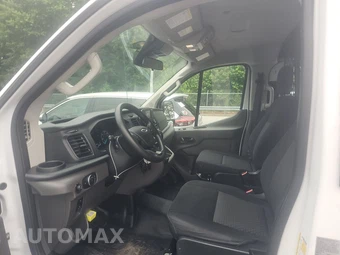 2025 Ford Transit 250 Cargo Van Low Roof 130.0" WB - miniatura 7