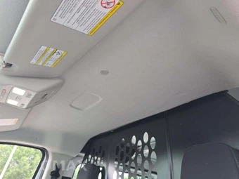 2025 Ford Transit 250 Cargo Van Low Roof 130.0" WB - miniatura 11