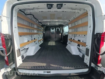 2025 Ford Transit 250 Cargo Van Low Roof 130.0" WB - miniatura 17