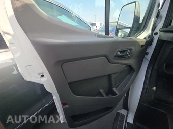 2025 Ford Transit 250 Cargo Van Low Roof 130.0" WB - miniatura 9