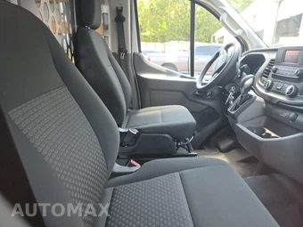 2025 Ford Transit 250 Cargo Van Low Roof 130.0" WB - miniatura 8