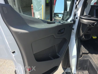 2025 Ford Transit 250 Cargo Van Low Roof 130.0" WB - miniatura 9