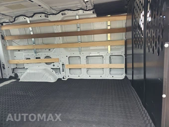 2025 Ford Transit 250 Cargo Van Low Roof 130.0" WB - miniatura 13
